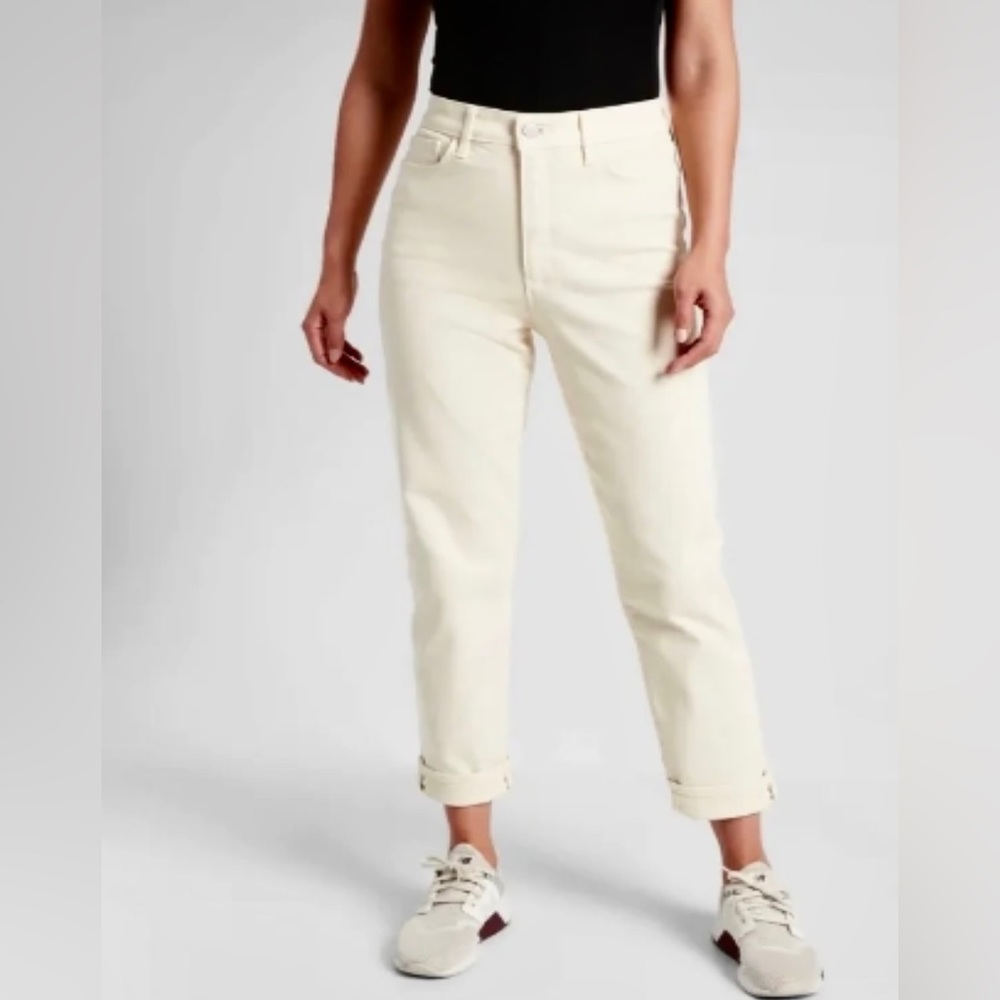 ATHLETA Size 12 Tall Sculptek Flex Straight Ankle Jeans in Bone White